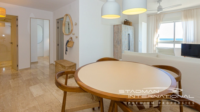 Mooi Appartement met Zeezicht aan het Strand in La Olla