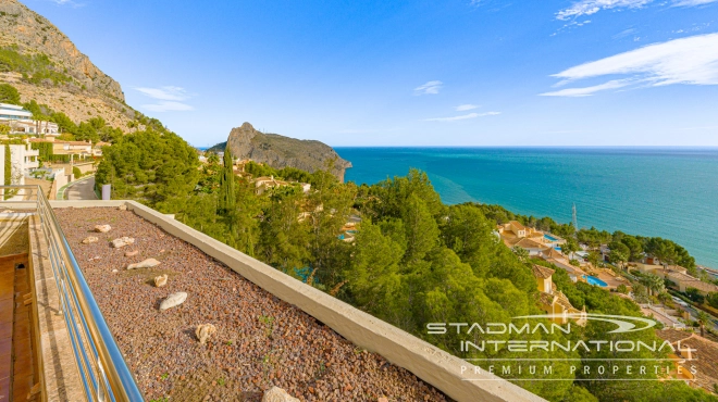 Ruim Luxe Appartement met Panoramisch Zeezicht in Altea Hills