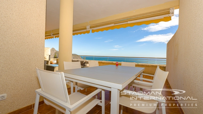 Ruim Luxe Appartement met Panoramisch Zeezicht in Altea Hills