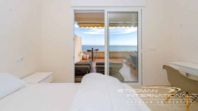 Ruim Luxe Appartement met Panoramisch Zeezicht in Altea Hills