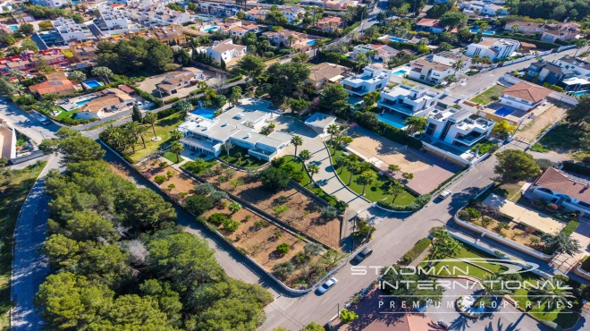 Exclusieve Villa op een Privé Landgoed van 6.000 m² in  Albir