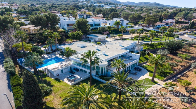 Exclusieve Villa op een Privé Landgoed van 6.000 m² in  Albir