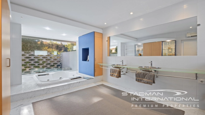 Exclusieve Villa op een Privé Landgoed van 6.000 m² in  Albir