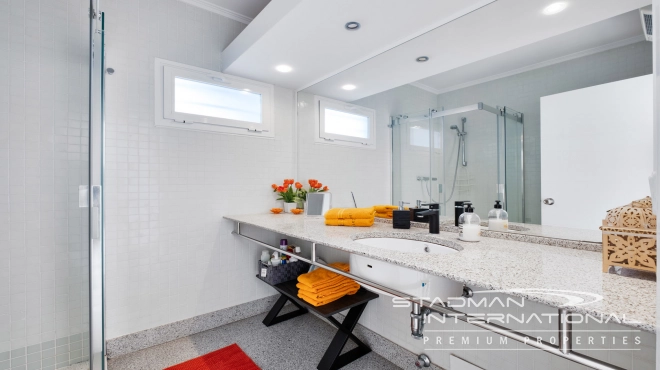 Exclusieve Villa op een Privé Landgoed van 6.000 m² in  Albir