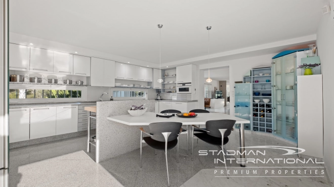 Exclusieve Villa op een Privé Landgoed van 6.000 m² in  Albir