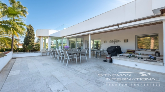 Exclusieve Villa op een Privé Landgoed van 6.000 m² in  Albir