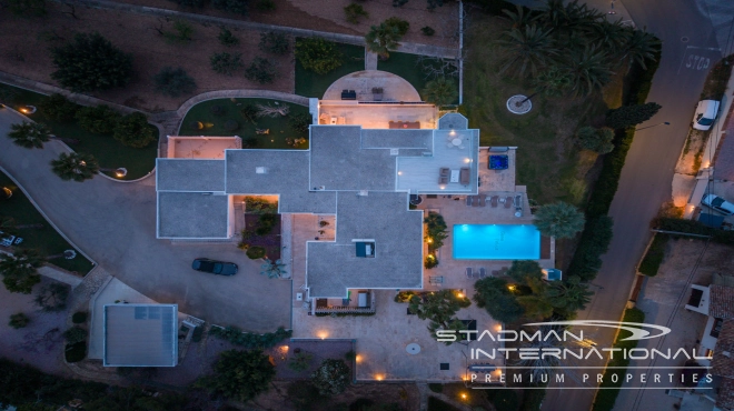 Exclusieve Villa op een Privé Landgoed van 6.000 m² in  Albir