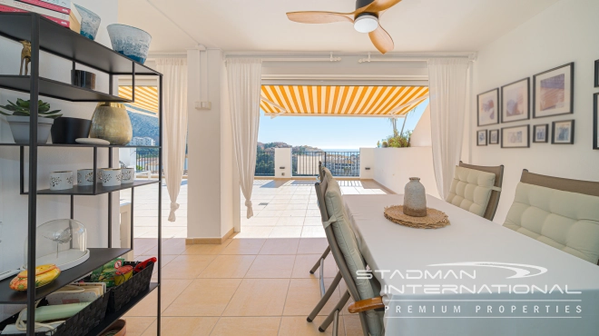 Appartement aan het Strand met Groot Terras en Zeezicht