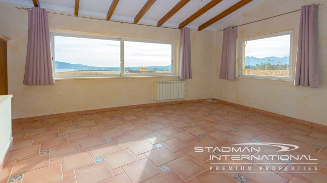 Elegante Mediterrane Villa met Panoramisch Zeezicht in Altea