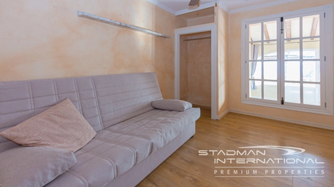 Elegante Mediterrane Villa met Panoramisch Zeezicht in Altea