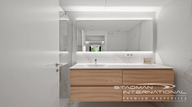 Spectaculair Luxe Appartement aan de Promenade in Altea