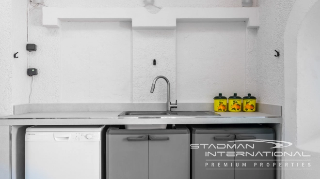 Half-Open Villa met Panoramisch Zeezicht in Altea Hills
