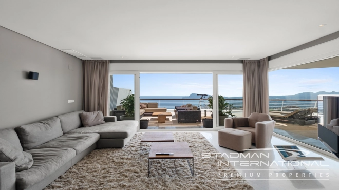 Exklusive Eckwohnung mit Panoramablick auf das Meer