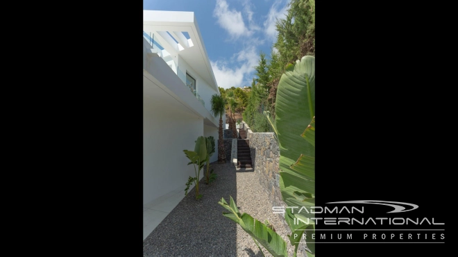 Modern Dream Villa with Seaview in Altea Hills