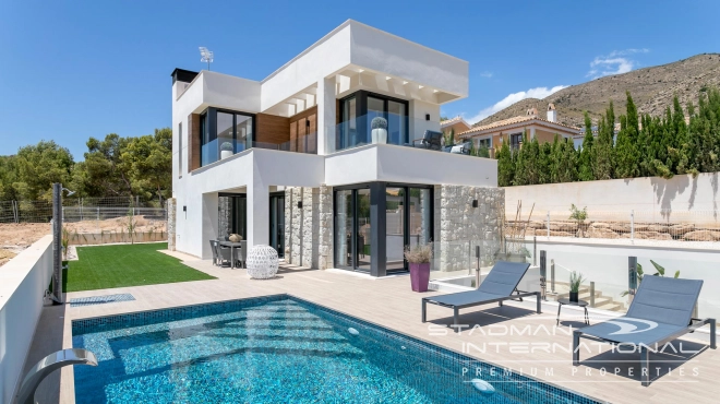 Modern New Build Villa with Sea Views in Sierra Cortina