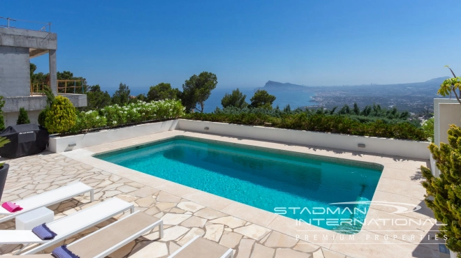 SOLD - Modern Villa with Beautiful Sea Views in Altea Hills