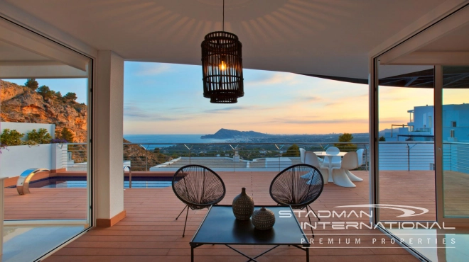 New Build Villa in the Sierra de Altea with Beautiful Sea Views 