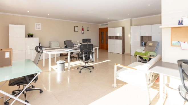 Spacious Penthouse with Panoramic Sea Views in Altea Town Centre