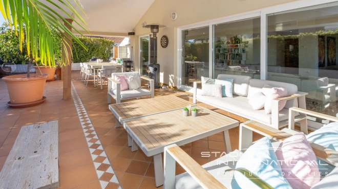 Spacious Penthouse with Panoramic Sea Views in Altea Town Centre