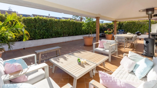 Spacious Penthouse with Panoramic Sea Views in Altea Town Centre