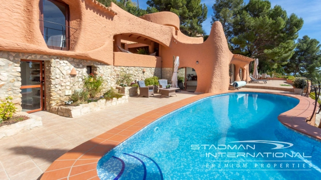 RESERVED---Beautiful villa in Moorish style with Sea View 