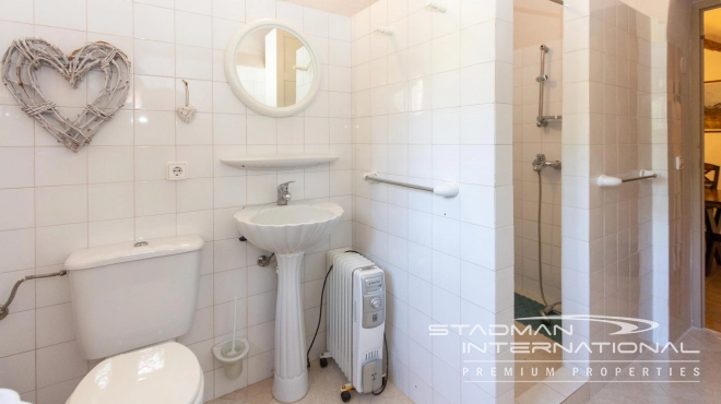 Villa on a Large Domain with Beautiful Views in La Nucia
