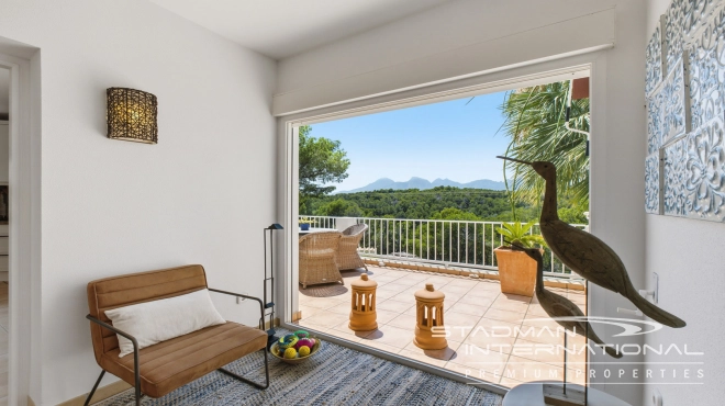 Elegant Villa with Stunning Mountain Views in Altea La Vella