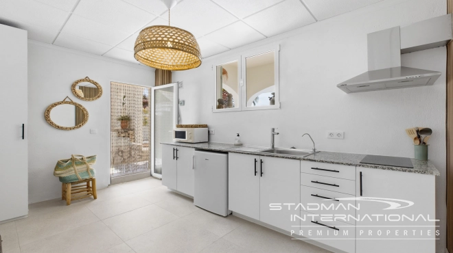 Elegant Villa with Stunning Mountain Views in Altea La Vella