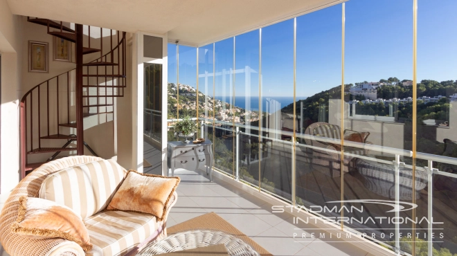 Penthouse med Havutsikt i Altea Hills