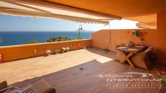 Apartment in Mascarat with Open Sea View