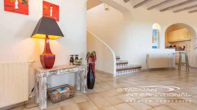 Beautiful Villa on a Large Flat Corner Plot with Sea Views