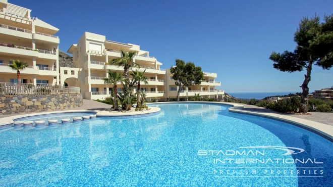 Corner Apartment with Beautiful Sea Views in the Sierra de Altea