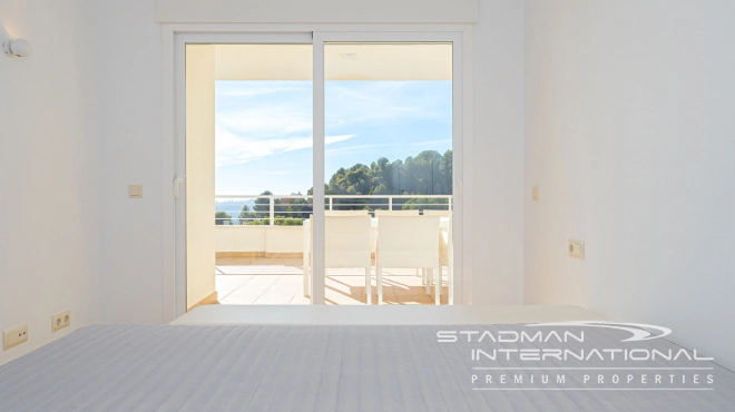 Corner Apartment with Beautiful Sea Views in the Sierra de Altea