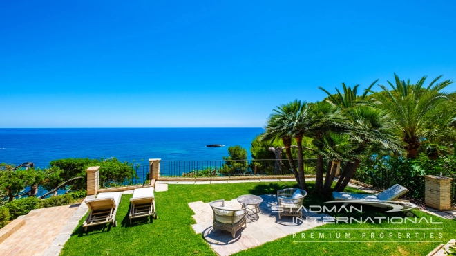 Frontline Villa with Stunning Sea views in Altea