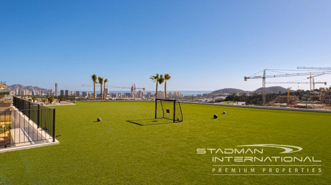 Luxury Corner Penthouse with Sea Views and Large Terraces