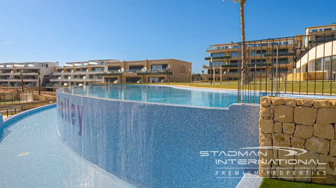 Luxury Corner Penthouse with Sea Views and Large Terraces
