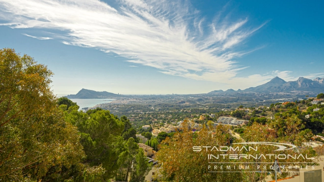 Stylish Studio Apartment with Stunning Sea Views in Sierra de Altea