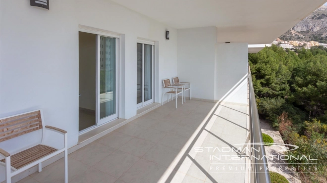 Semi-detached Villa next to the Beach and the Harbour of Campomanes