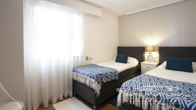 Large First Line Apartment on the Seafront in Altea