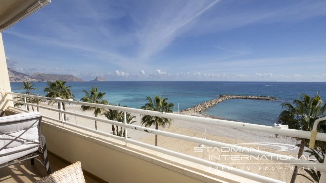 Large First Line Apartment on the Seafront in Altea