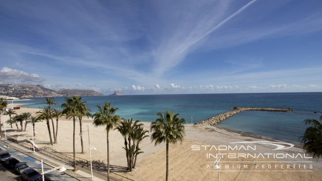 Large First Line Apartment on the Seafront in Altea