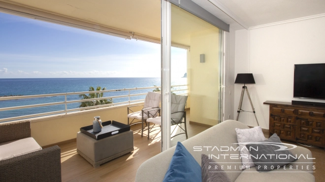 Large First Line Apartment on the Seafront in Altea