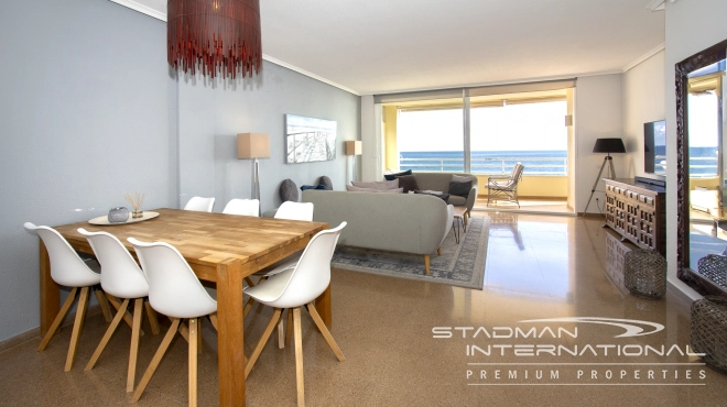 Large First Line Apartment on the Seafront in Altea