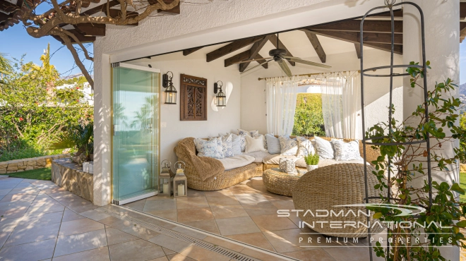 Renovated Villa with Breathtaking Sea Views near La Olla Beach