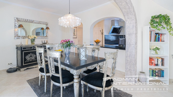 Renovated Villa with Breathtaking Sea Views near La Olla Beach