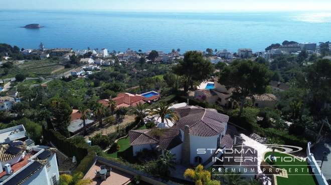 Renovated Villa with Breathtaking Sea Views near La Olla Beach