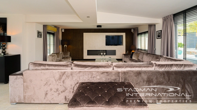 Beautiful Ground Floor Villa on a Spacious and Flat Plot