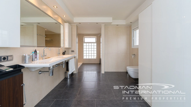 Beautiful Ground Floor Villa on a Spacious and Flat Plot