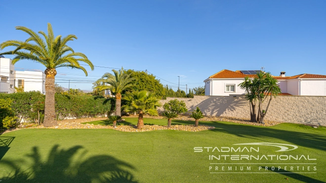 Beautiful Ground Floor Villa on a Spacious and Flat Plot