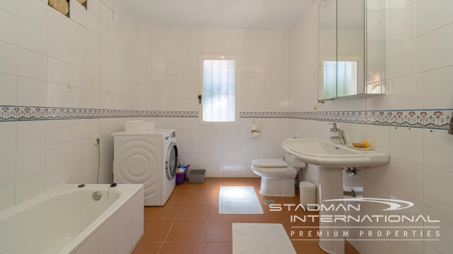 Villa with Guest Apartment and Sea View in the Sierra de Altea